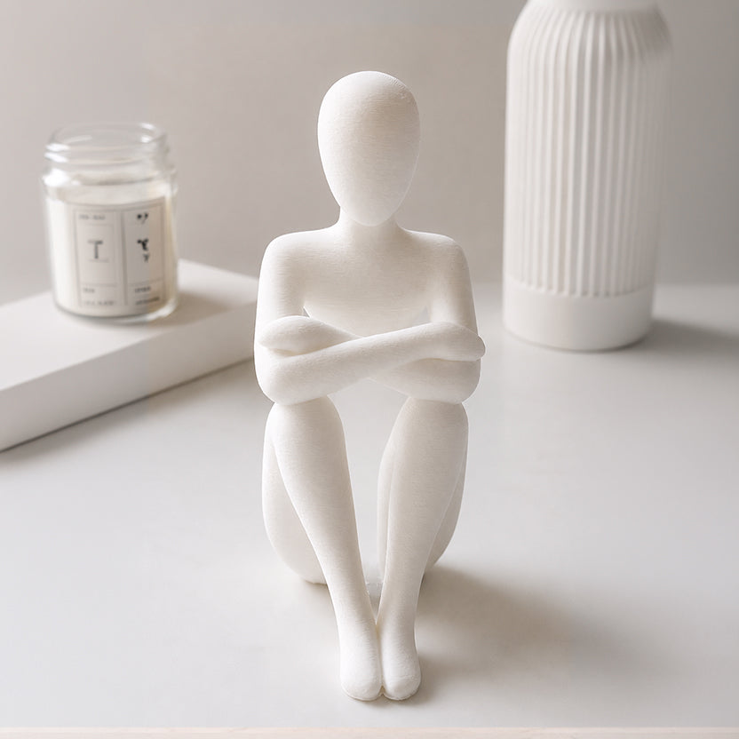 Still Hug Sculpt