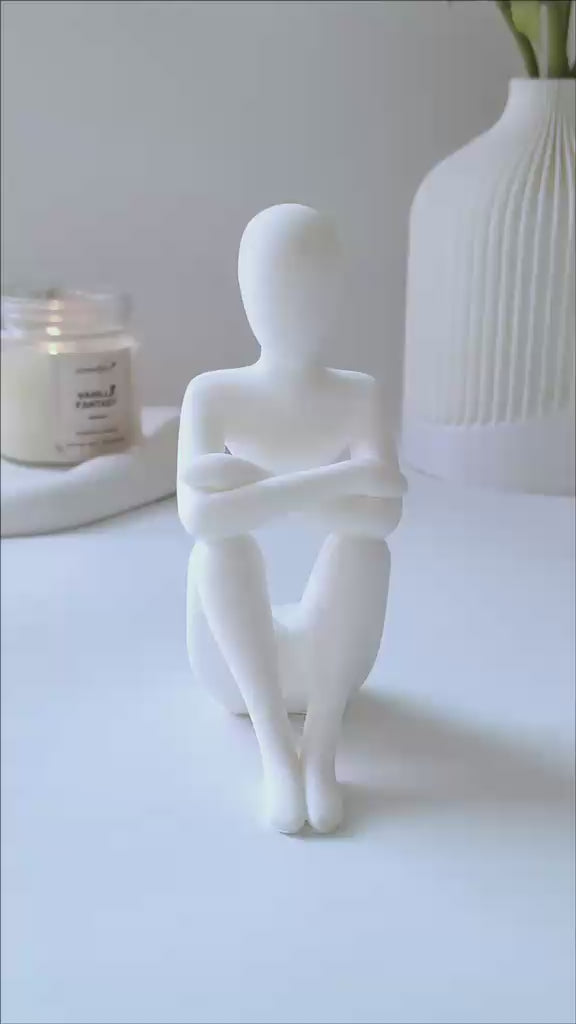 🏺 Minimal Modern Vase & 🤍 Still Hug Sculpt Combo (Pack of 2)